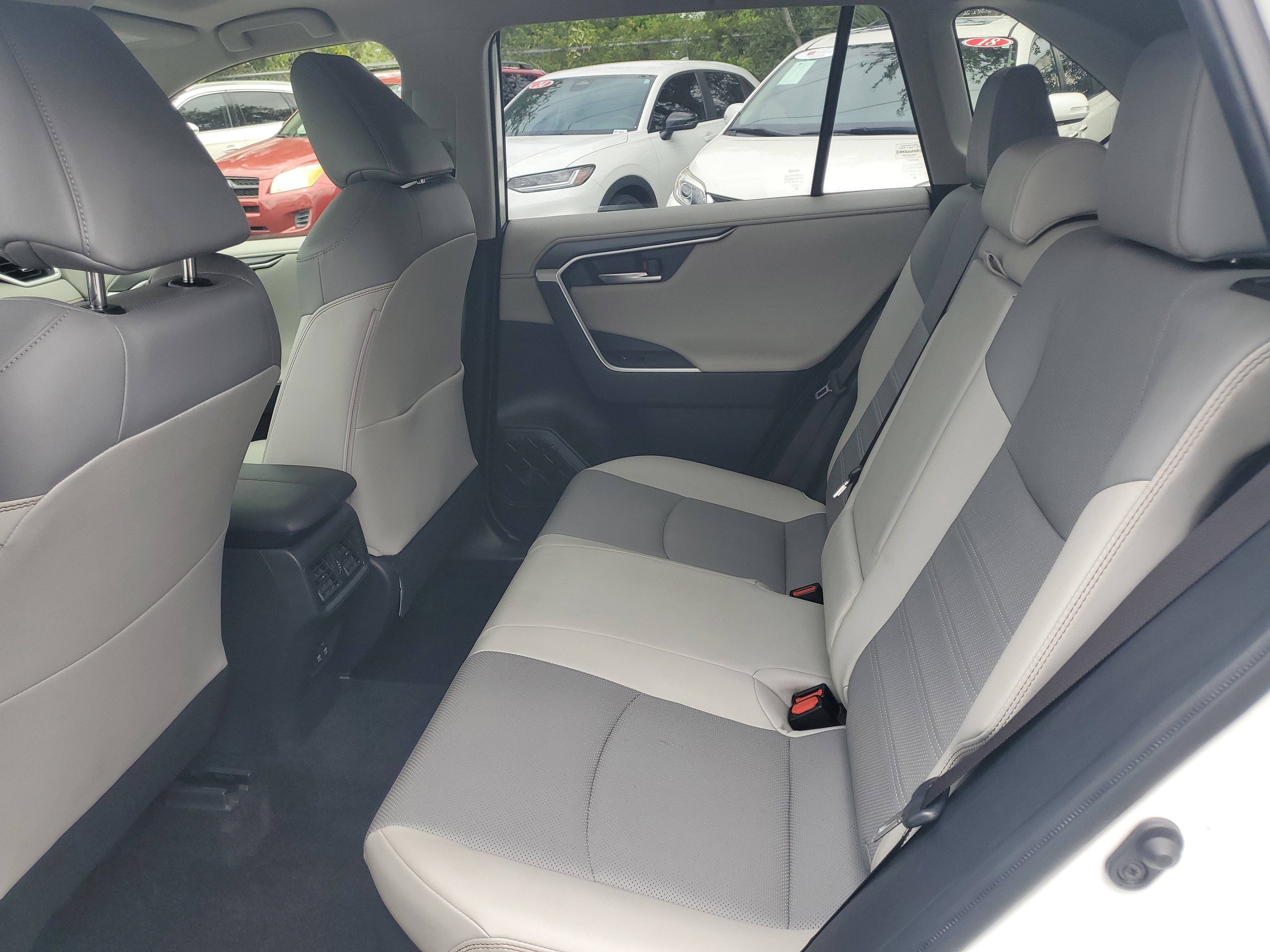 Used 2020 Blizzard Pearl Toyota Hybrid Limited image 12