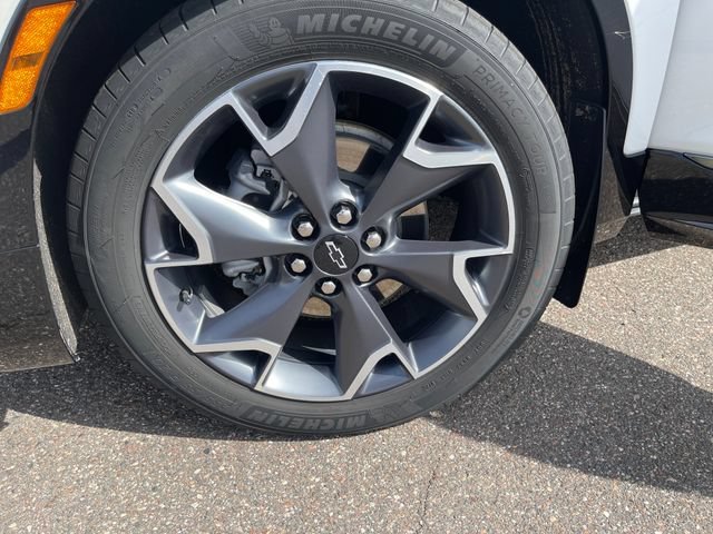 Certified Used 2022 IRIDESCENT PEARL TRICOAT Chevrolet RS image 27