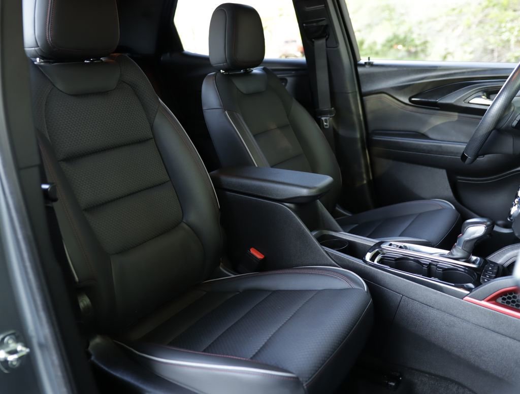 Used 2022 Satin Steel Metallic Chevrolet RS image 27