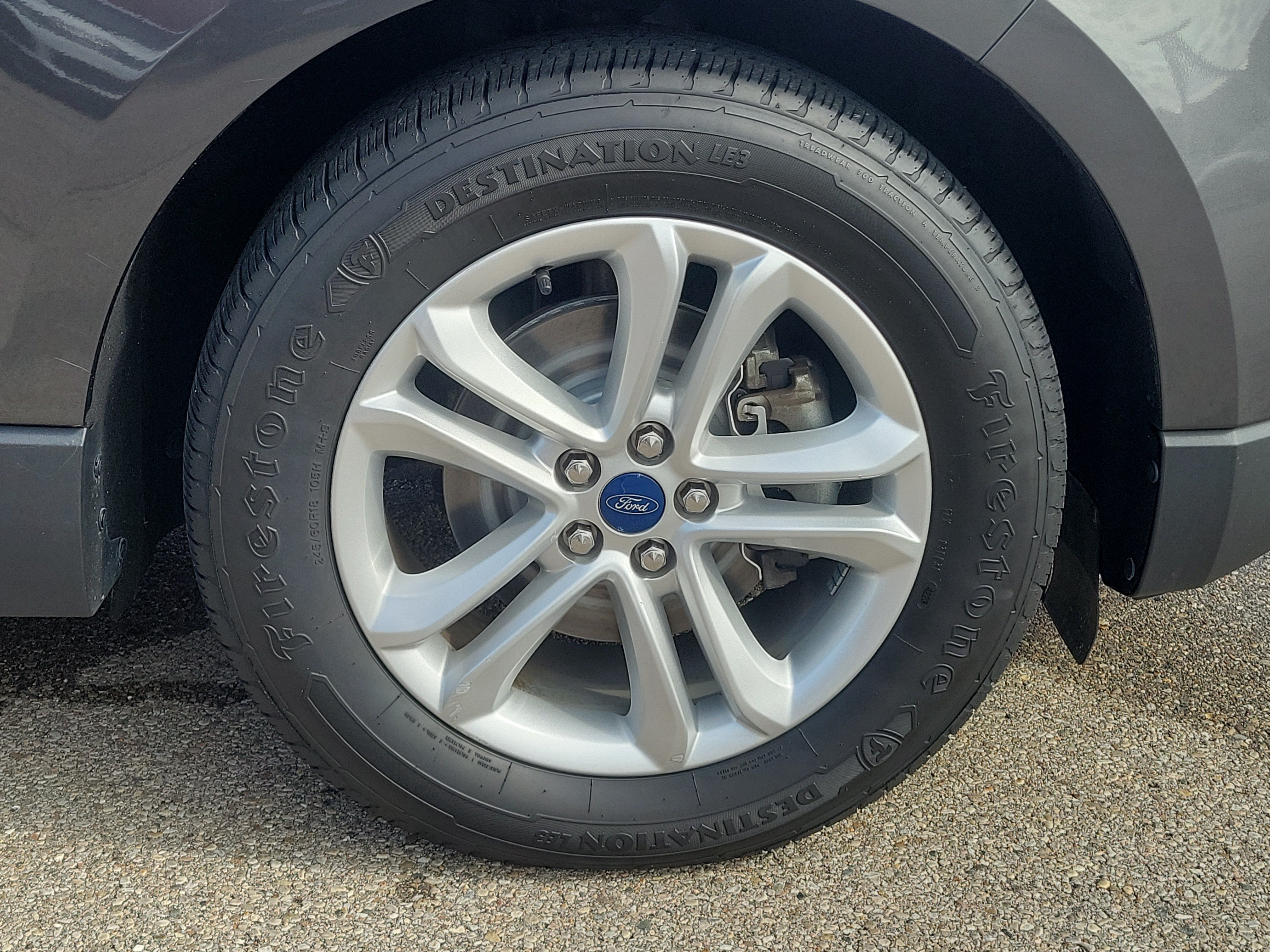 Used 2020 Gray Ford SEL image 6