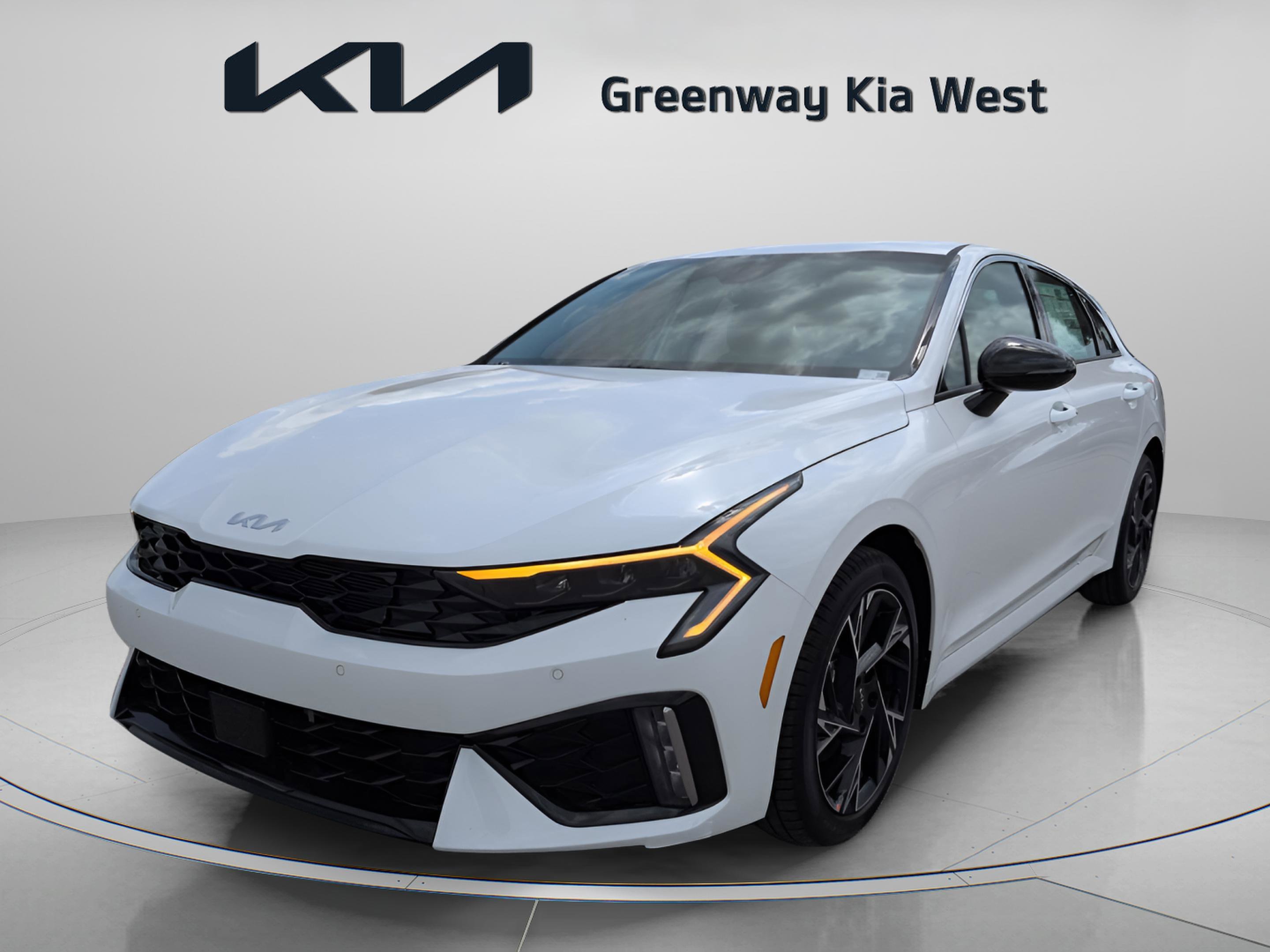 New 2026 Snow White Pearl Kia GT-Line image 4