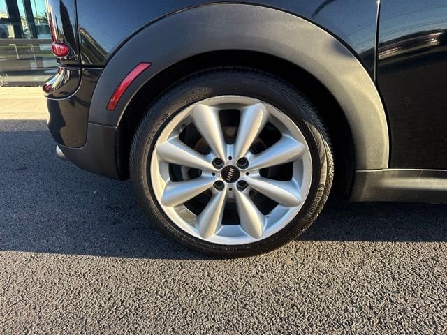 Used 2014 Black MINI Clubman image 10