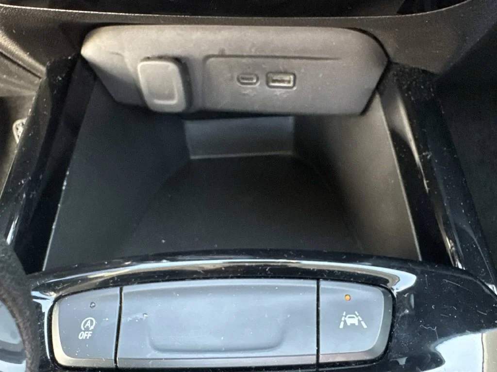 Used 2025 Gray Chevrolet LT image 41