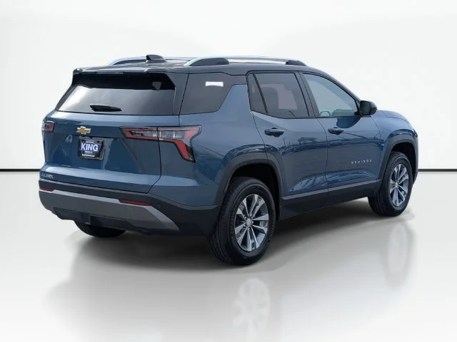 New 2027 Lakeshore Blue Metallic Chevrolet LT image 5