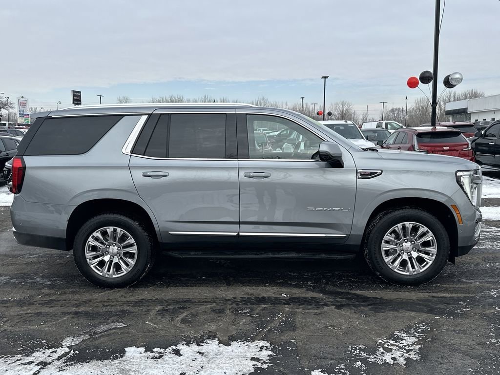 2025 GMC YUKON - Image 8