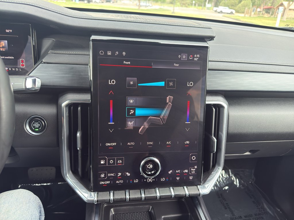 Used 2025 Sterling Metallic GMC AWD Elevation image 25
