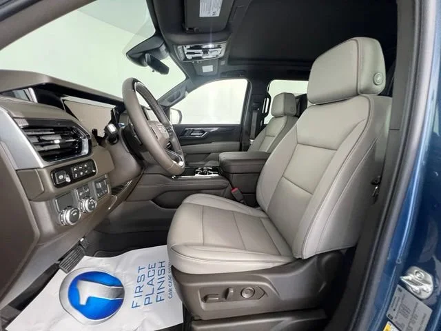 2026 GMC Yukon XL Elevation - Photo 11