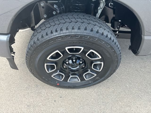 New 2026 Carbonized Gray Metallic Ford F-350® Platinum® image 10