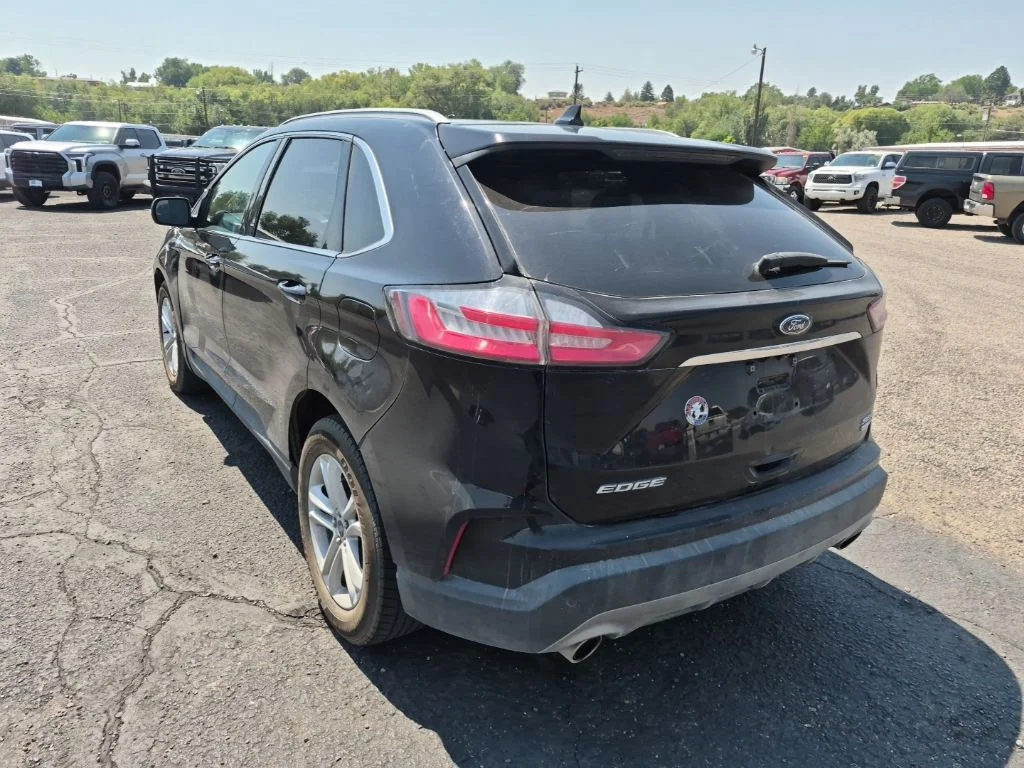 Used 2020 Black Ford SEL image 7
