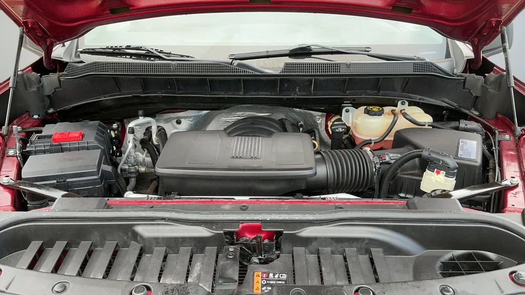 Certified Used 2020 Red Chevrolet Custom image 23