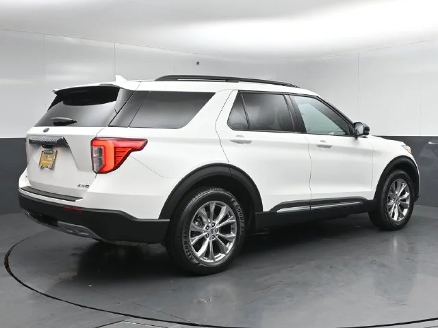 Certified Used 2024 Star White Ford XLT image 7