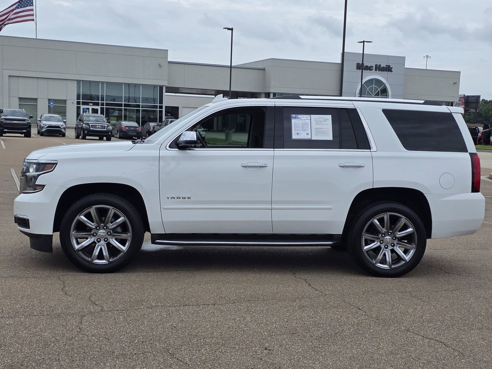 Used 2017 SUMMIT WHITE Chevrolet Premier image 8