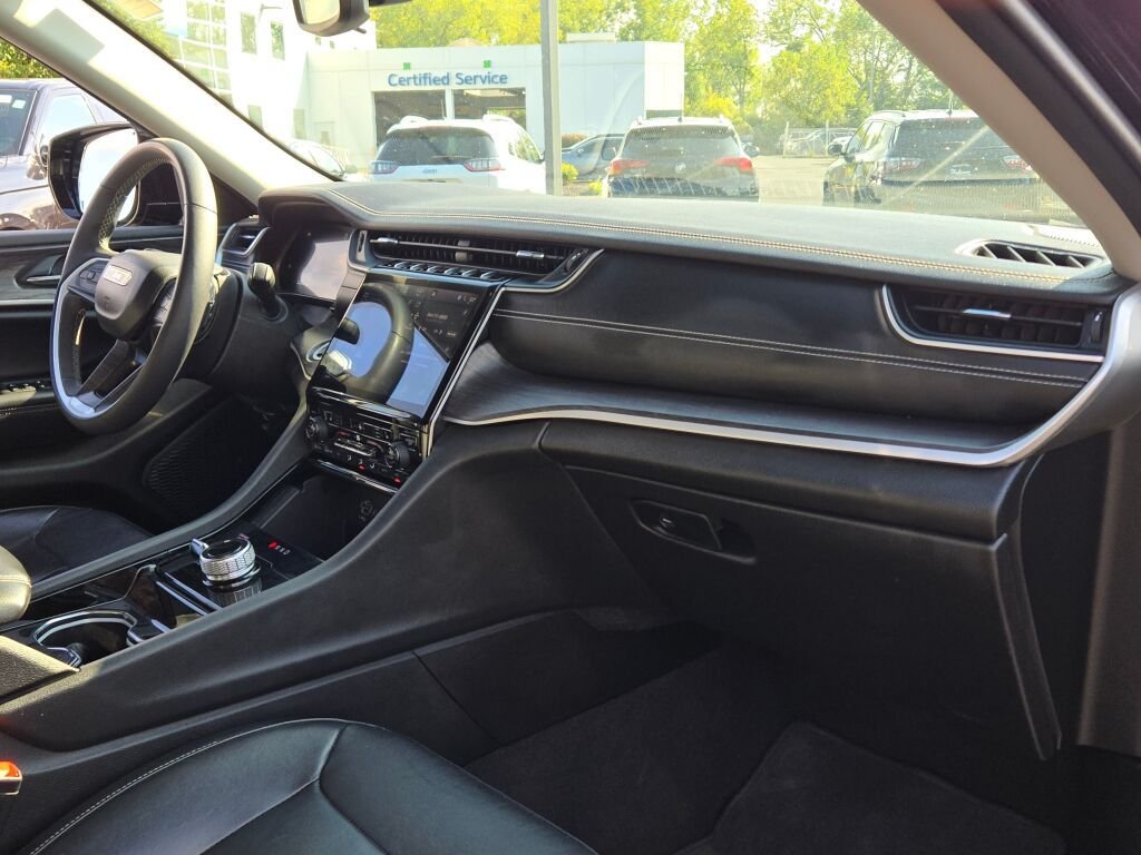 Used 2023 Black Jeep Limited image 7