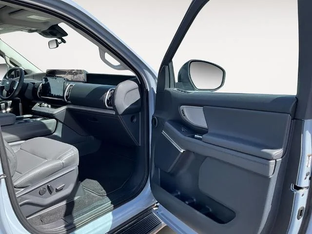 New 2026 Glacier Gray Metallic Tri-Coat Ford MAX Active image 28