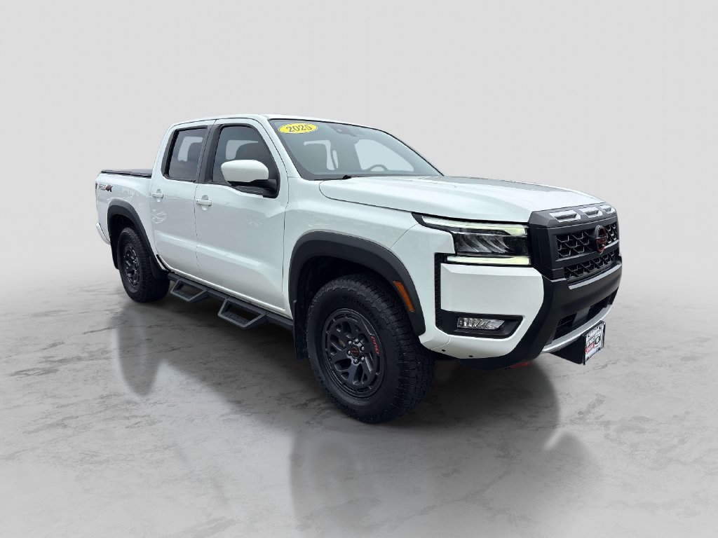 Used 2025 White Nissan PRO-4X image 7