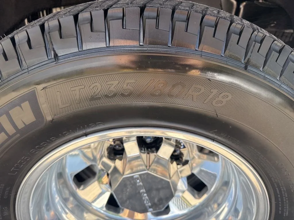 New 2026 Glacier White Tricoat GMC Denali Ultimate DRW image 41