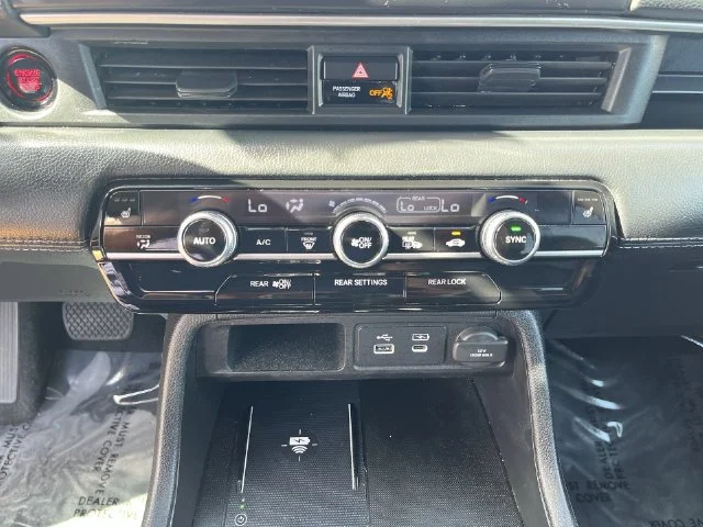 Used 2025  Honda Touring image 20