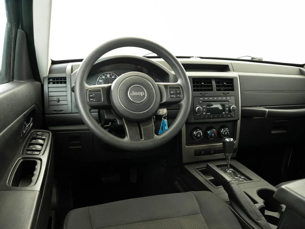 Used 2012 Bright White Clearcoat Jeep Sport image 36