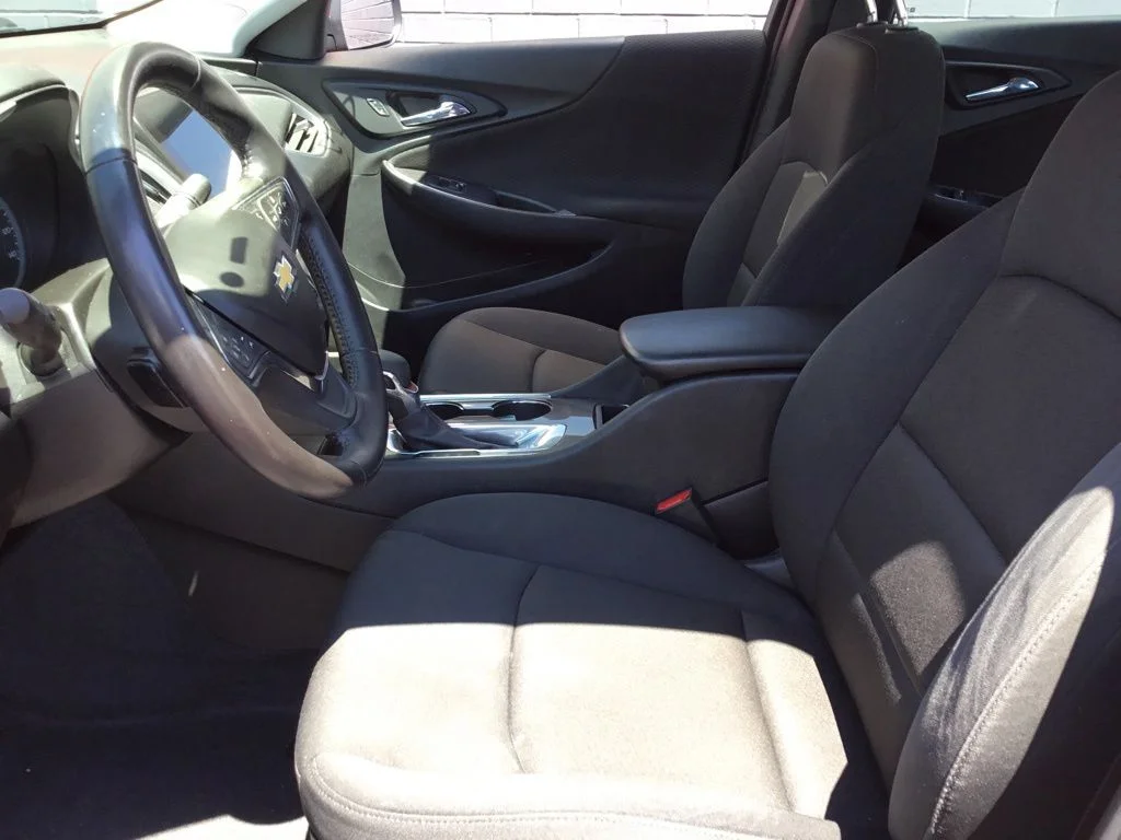 Used 2021 Red Chevrolet RS image 5