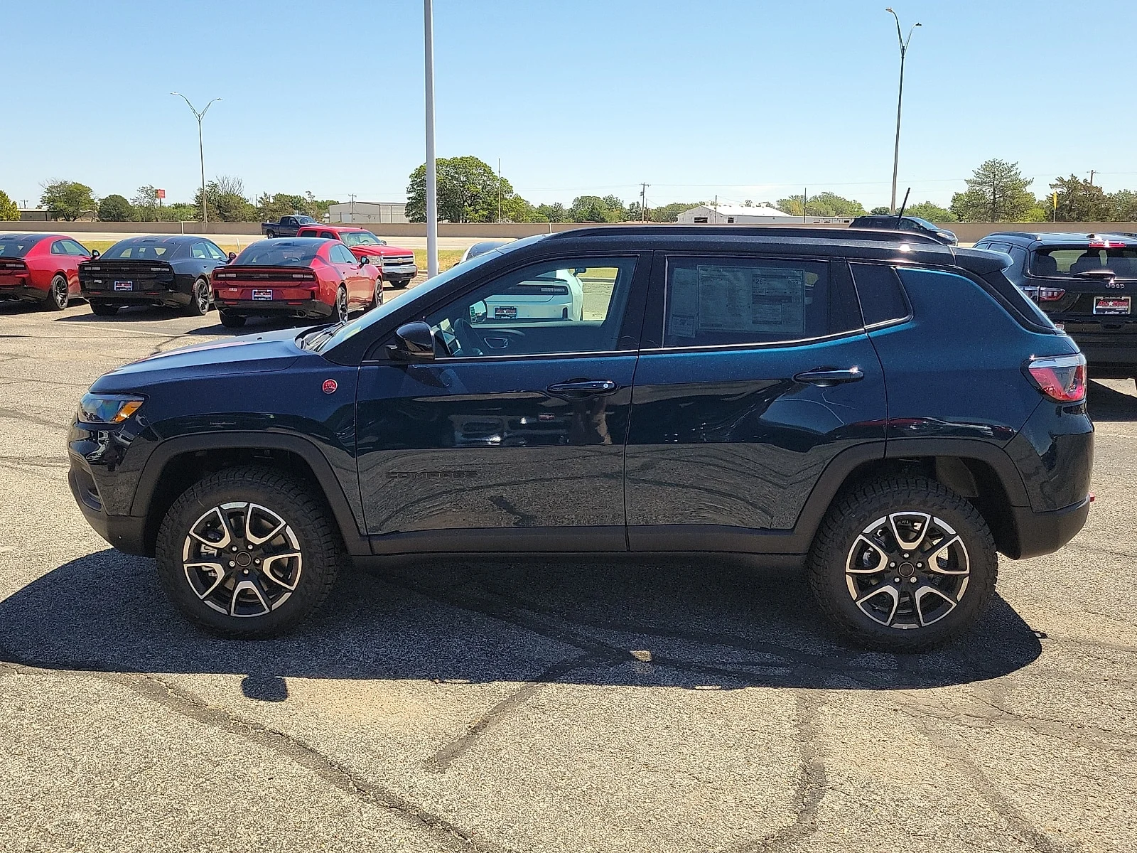 New 2026 Fathom Blue Pearl Coat Jeep TRAILHAWK 4X4 image 2