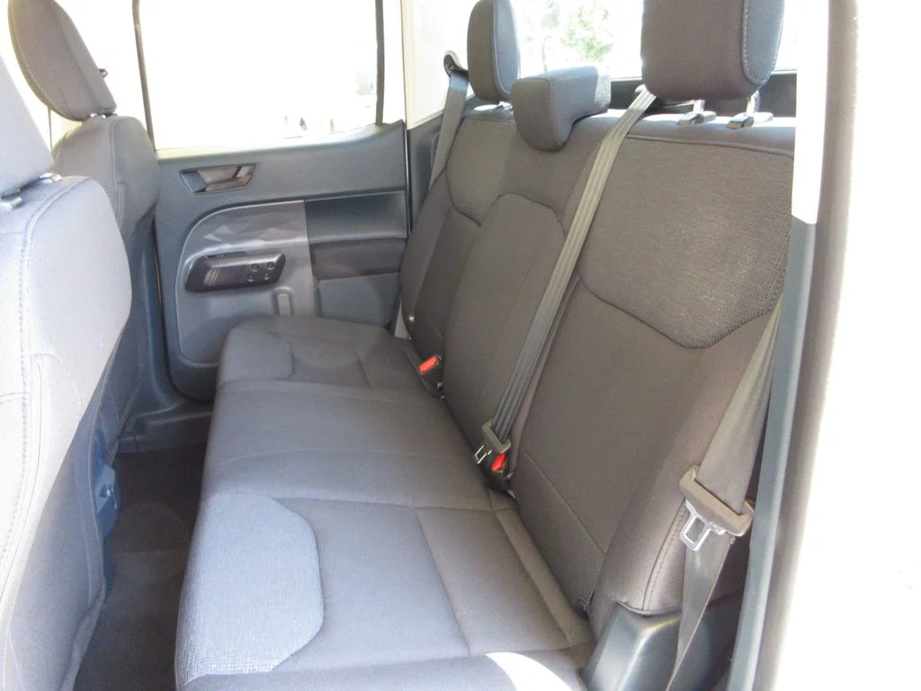 New 2026 Oxford White Ford XL image 25