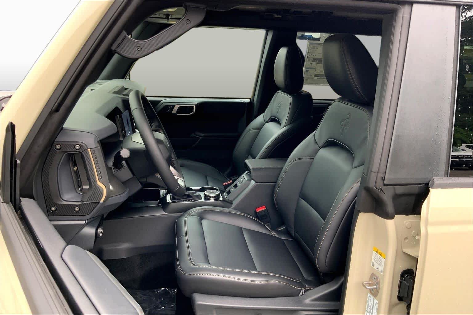 New 2026 Desert Sand Ford Badlands image 13