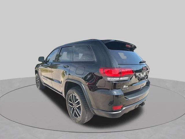 Used 2021 Black Jeep Trailhawk image 6