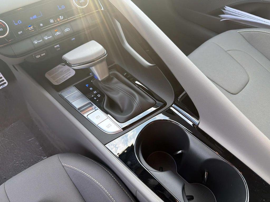 New 2026 Gray Hyundai SEL Sport image 4