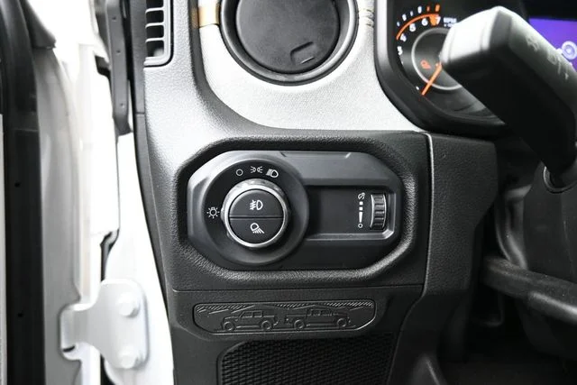 Used 2025 White Jeep Nighthawk image 14