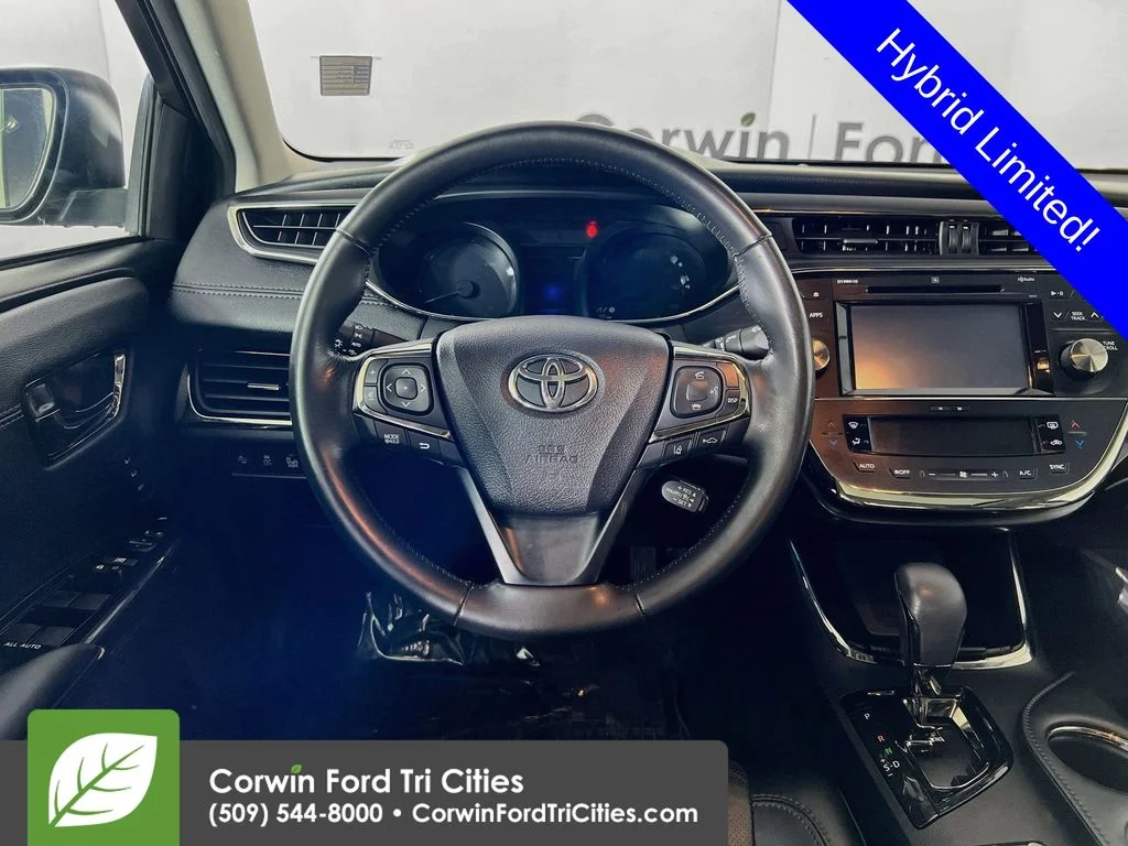 Used 2017 Red Toyota Limited image 27