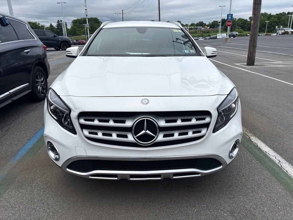Used 2018 White Mercedes-Benz GLA 250 image 2