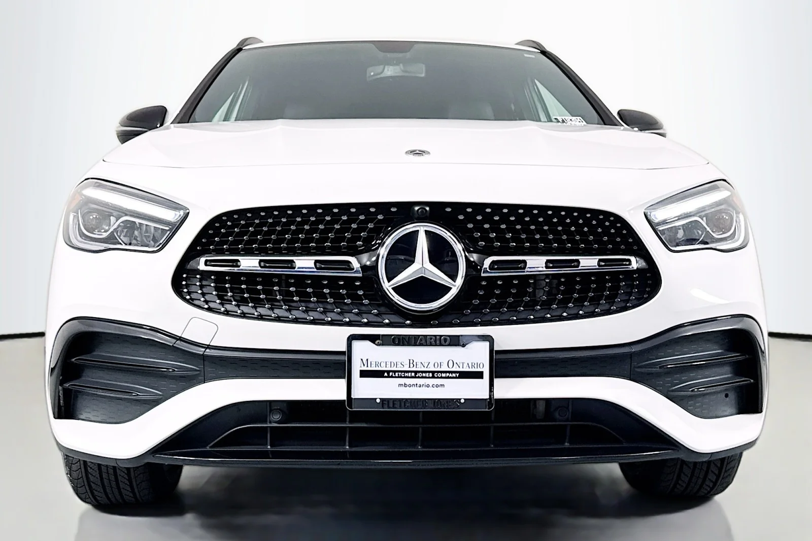 Certified Used 2023 Polar White Mercedes-Benz 250 image 3