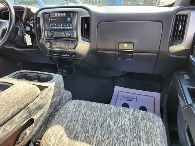Used 2019 BLACK Chevrolet LT image 17