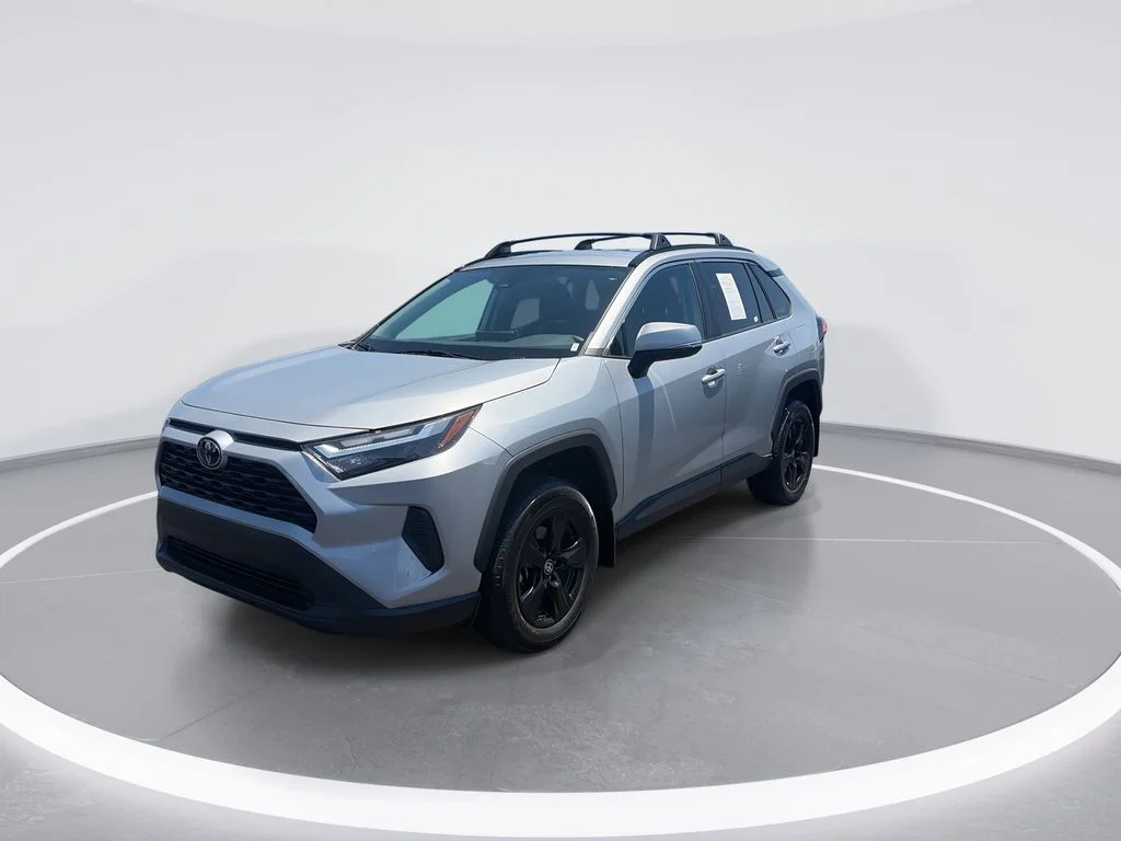 Used 2024 Silver Toyota XLE image 4