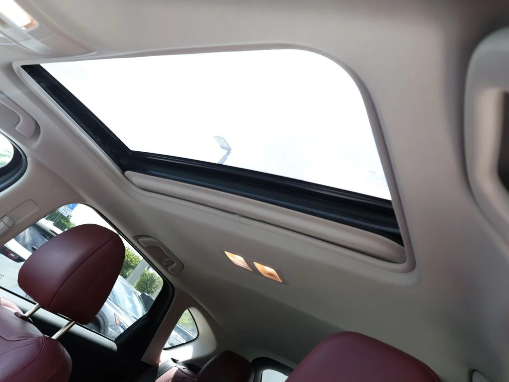 Certified Used 2024 Gray Mazda 2.5 S Carbon Edition image 18