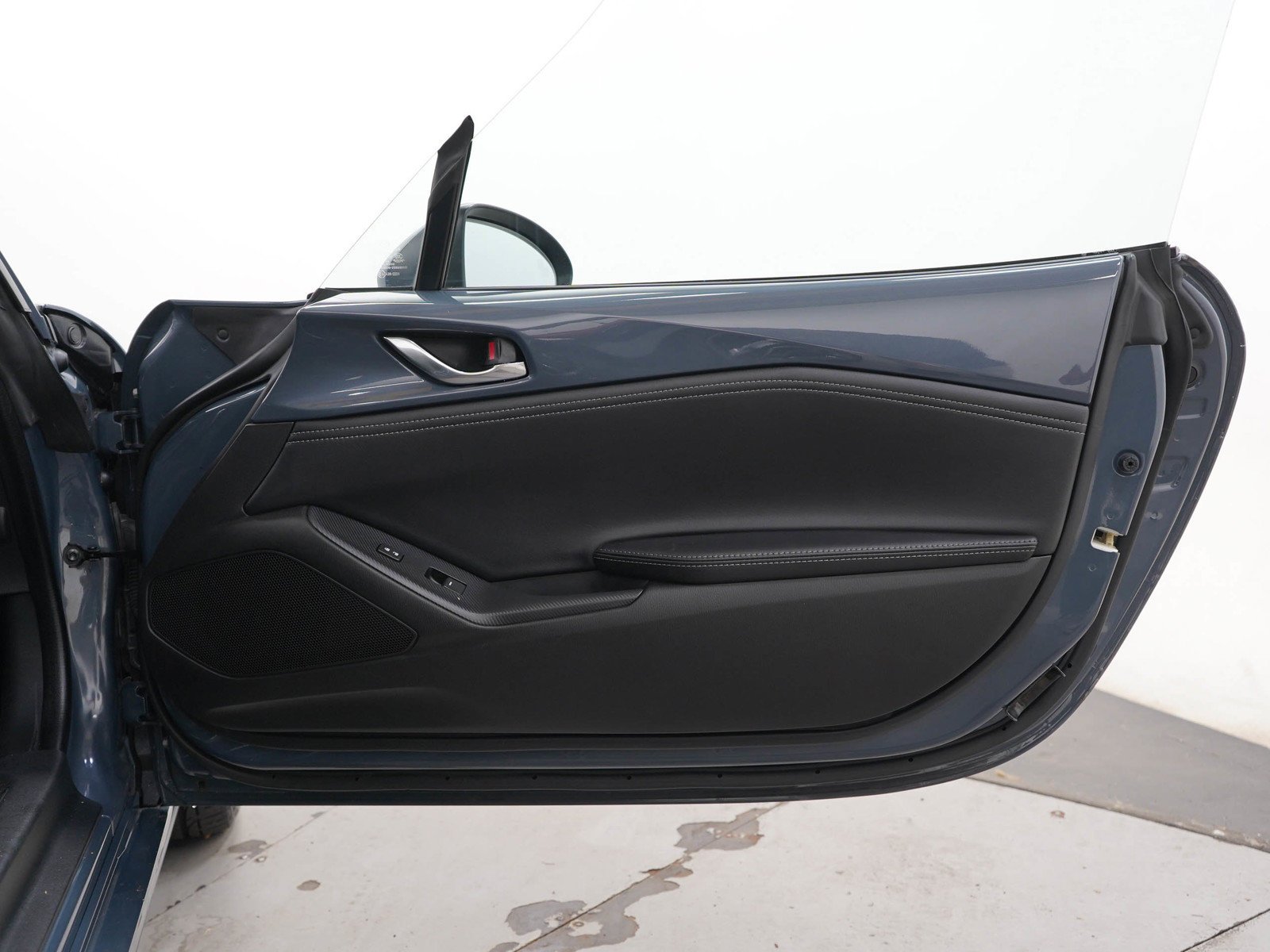Used 2021 Polymetal Gray Mazda Grand Touring image 9