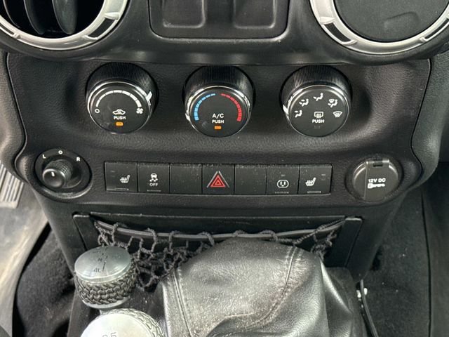 Used 2015 Orange Jeep Sahara image 19