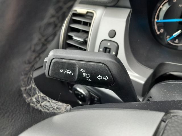 Used 2023 Red Ford XLT image 16