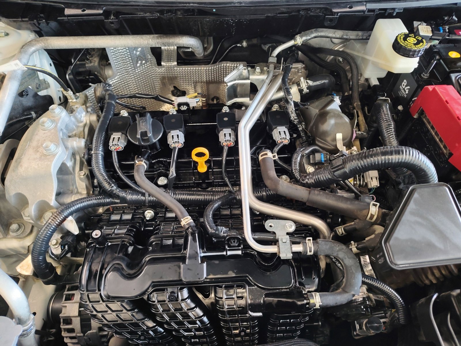 Used 2021 Pearl White Tricoat/Super Black Nissan SL image 30