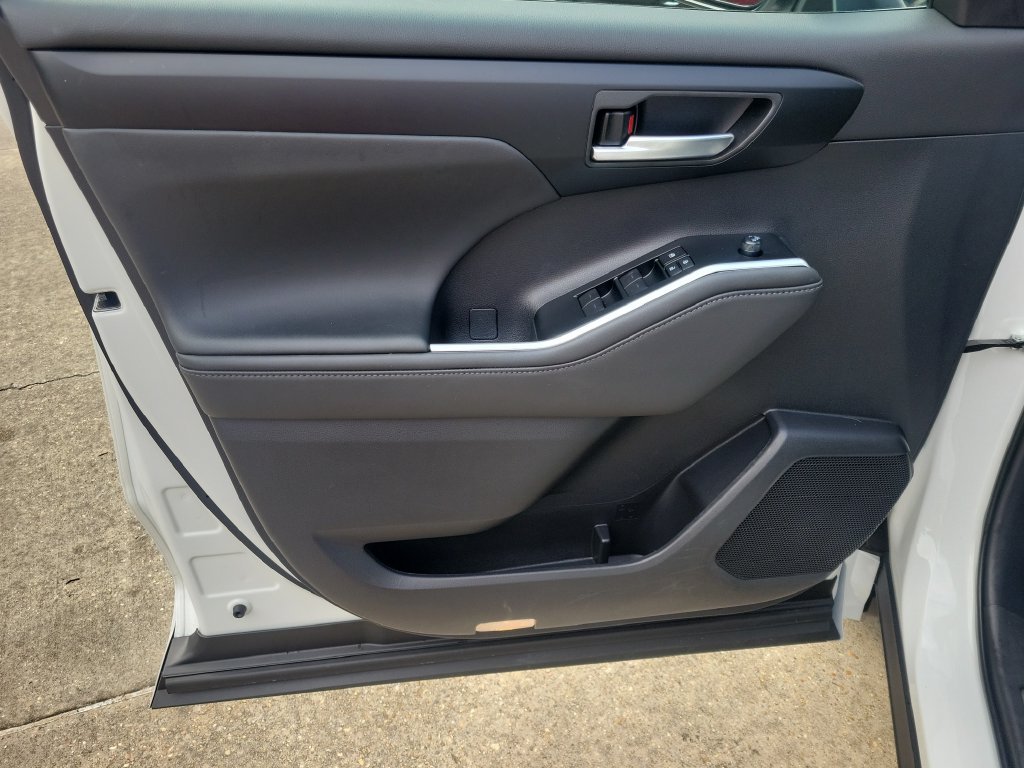 Certified Used 2026 Beige Toyota XLE image 13