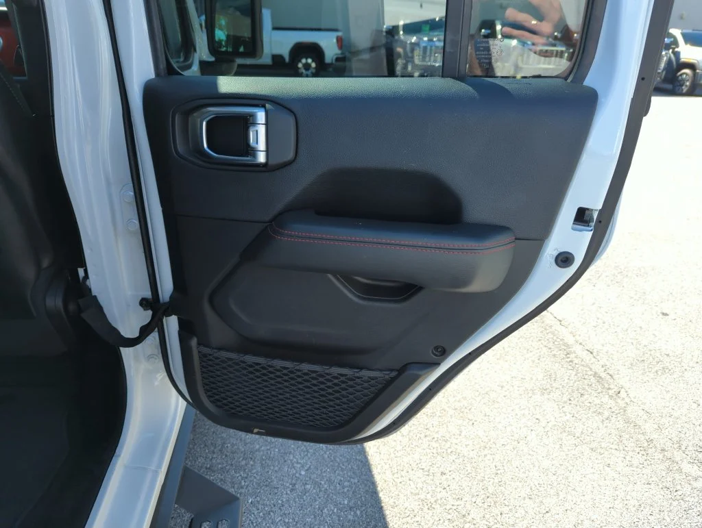 Used 2023 White Jeep Rubicon image 29