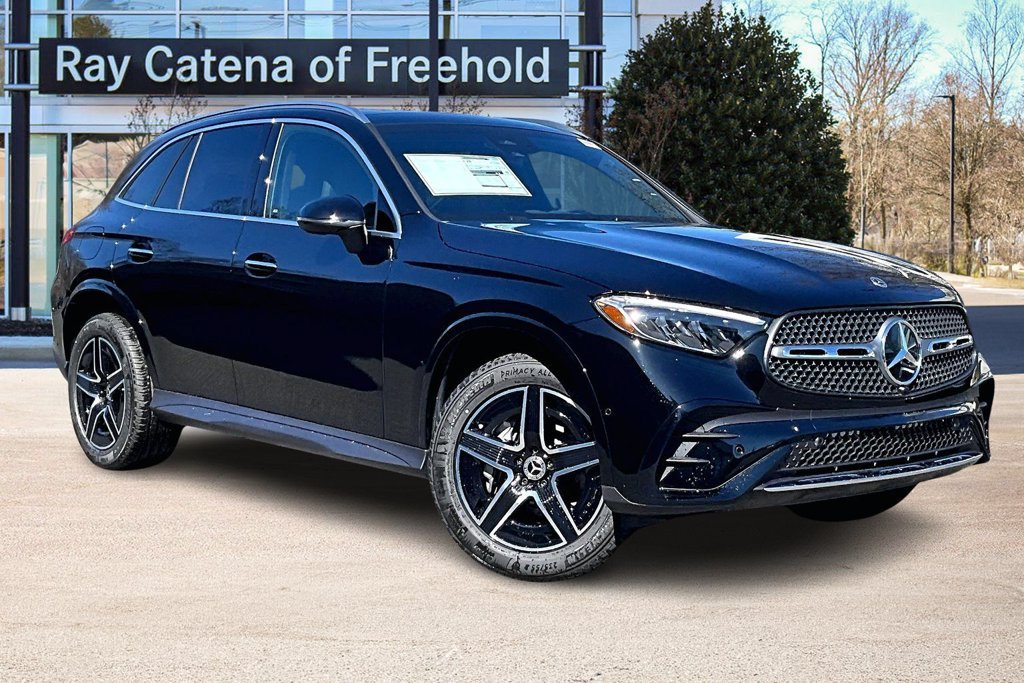 New 2026 Black Mercedes-Benz GLC 300 image 2