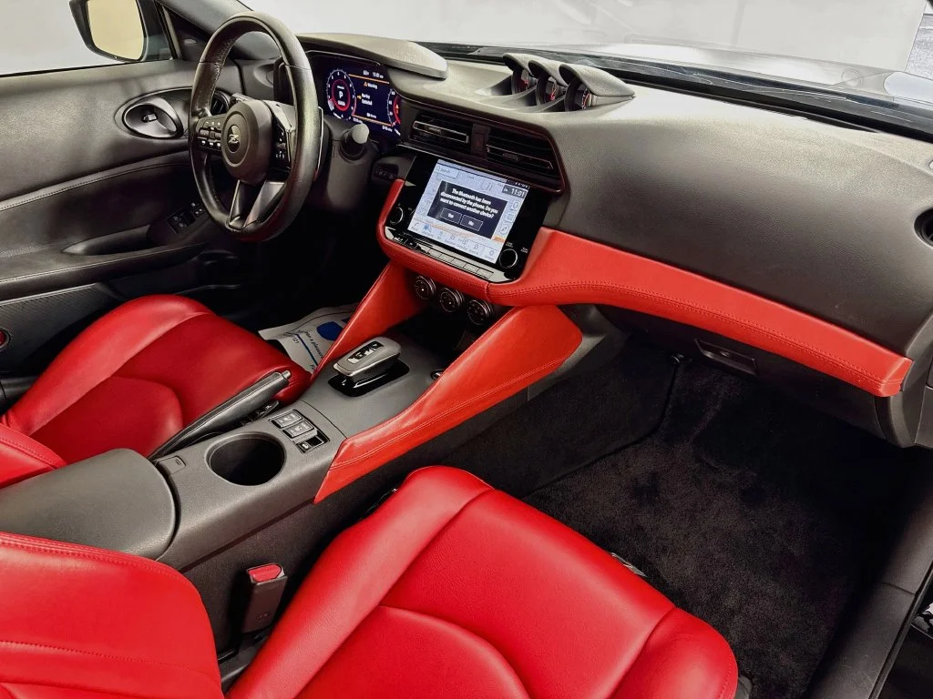 Used 2024 Black Nissan Performance image 33