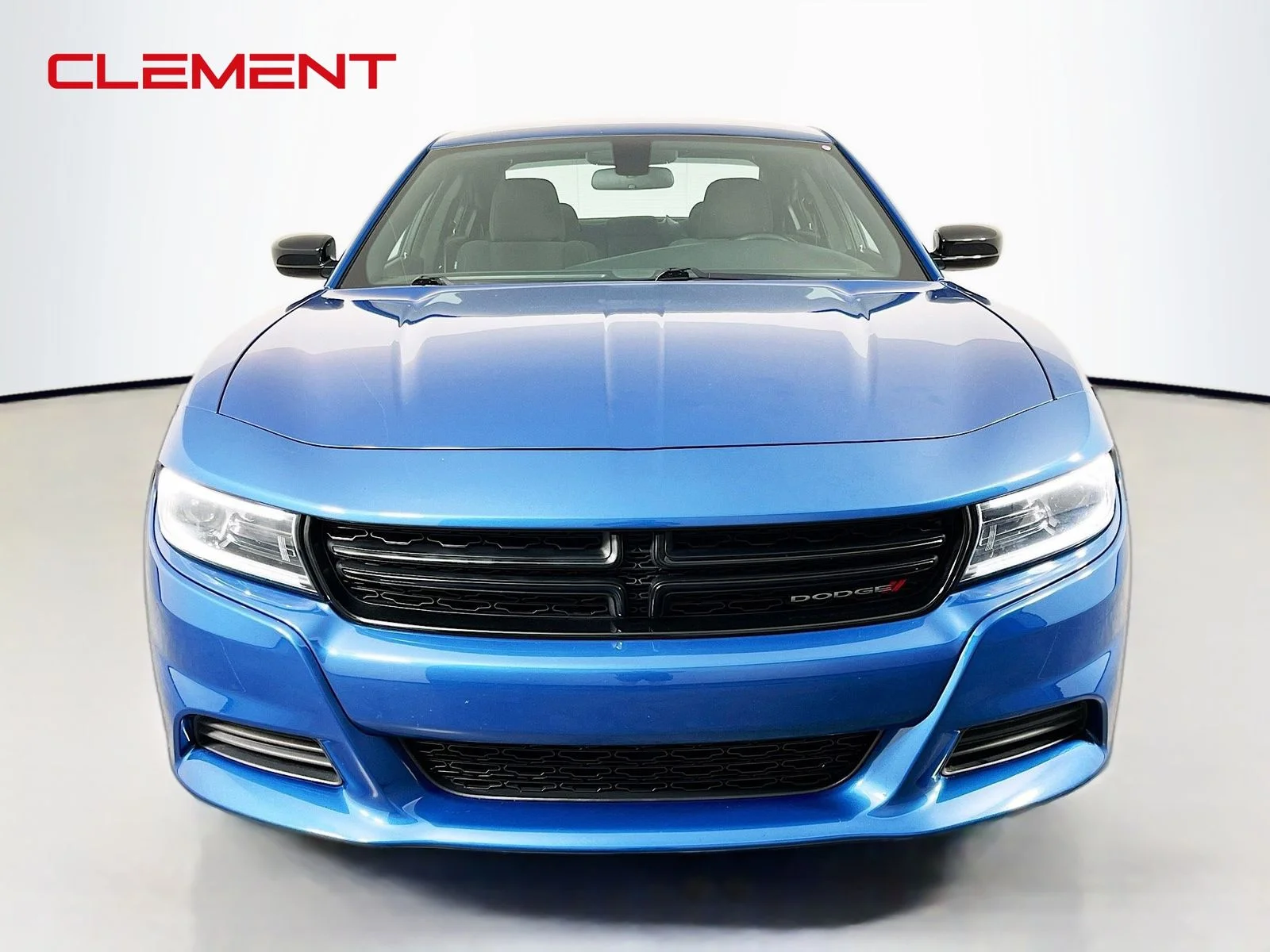 Used 2023 Blue Dodge SXT image 3