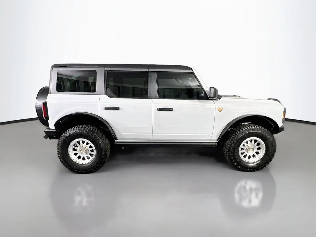 New 2026 Avalanche Ford Badlands image 18