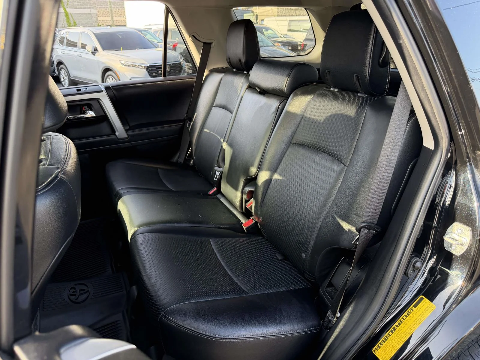 2022 Toyota 4Runner Limited - Photo 18
