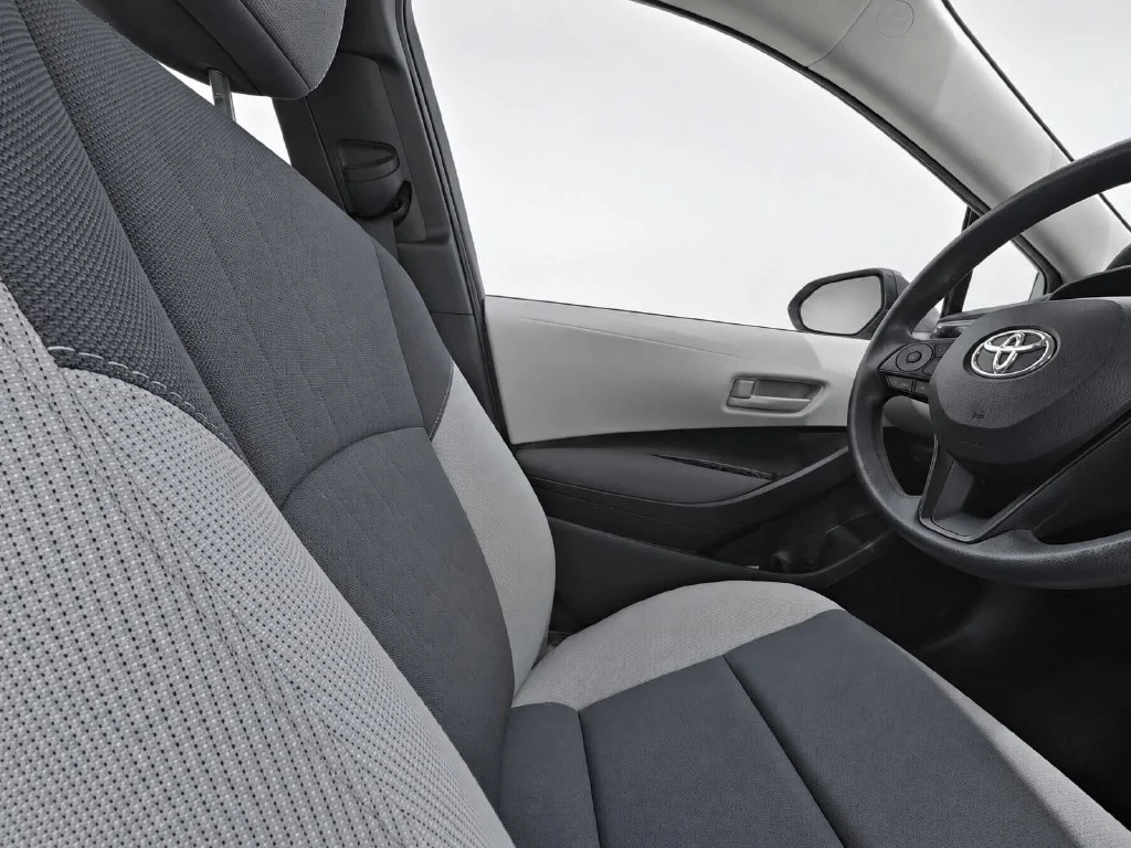 Used 2023 White Toyota LE image 12