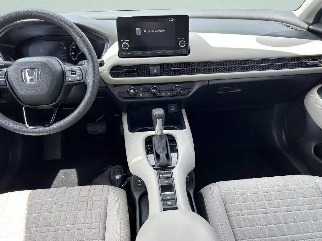 Used 2025 White Honda LX image 19