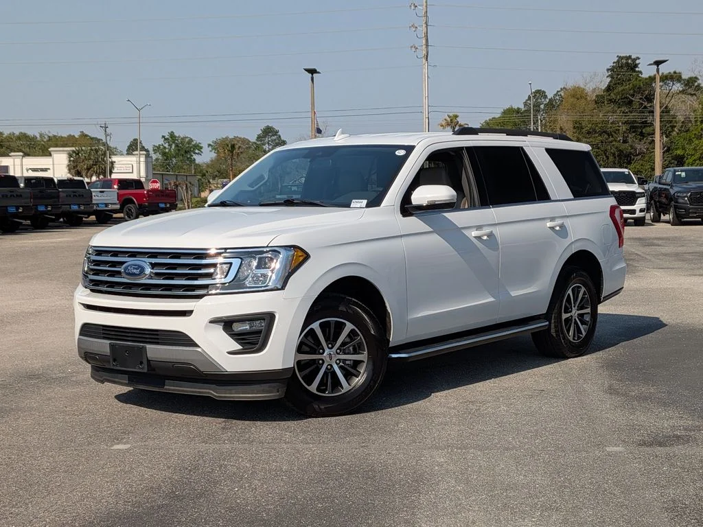 2021 Ford Expedition XLT's photo