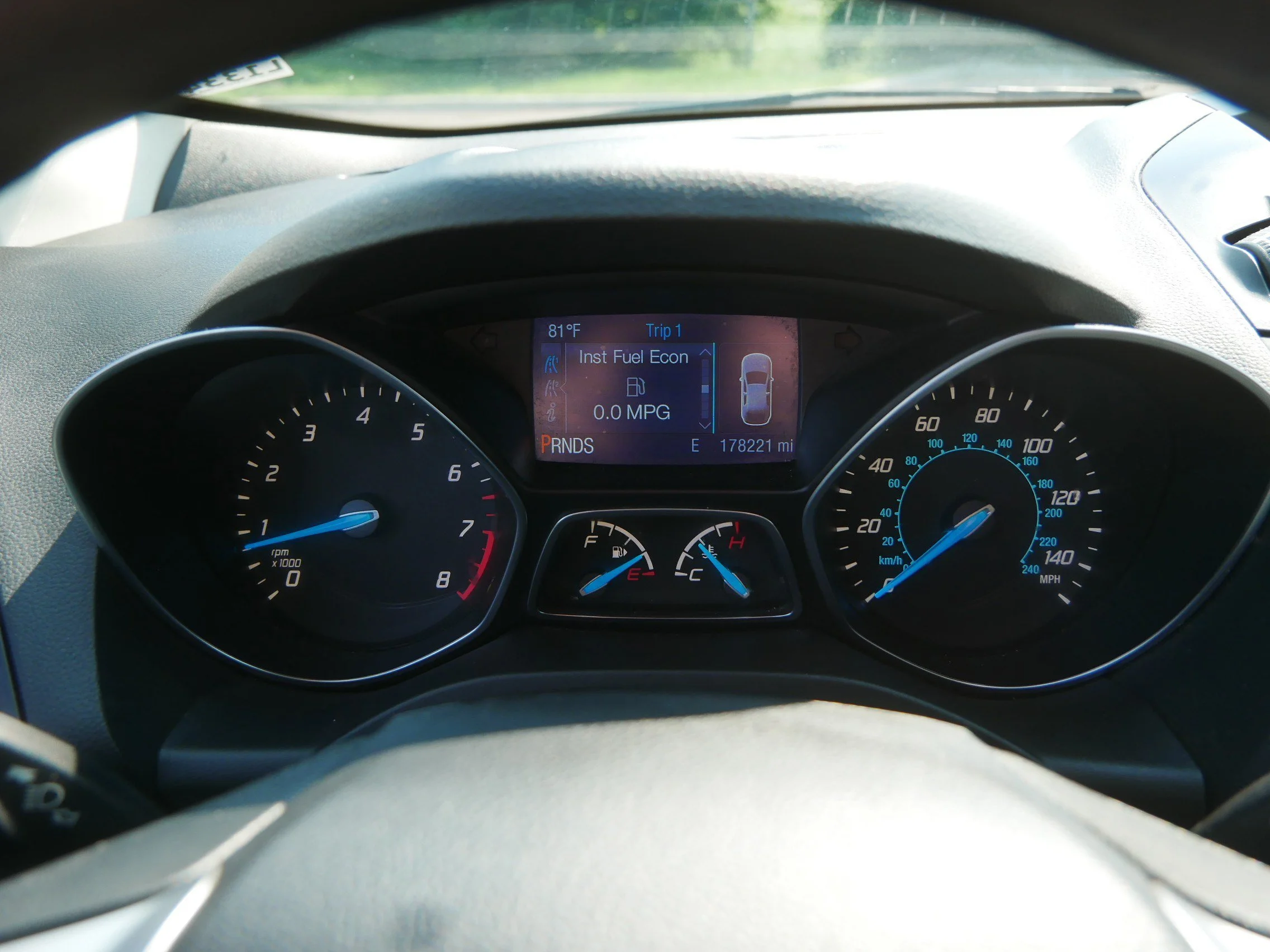 Used 2014 Sterling Gray Metallic Ford S image 32